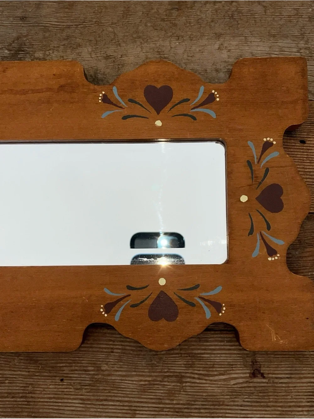 Vintage Country Farmhouse Wooden Mirror Hand Painted Hearts Scalloped Edges 16x8